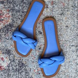 Loft worn once, comfy flat sandals